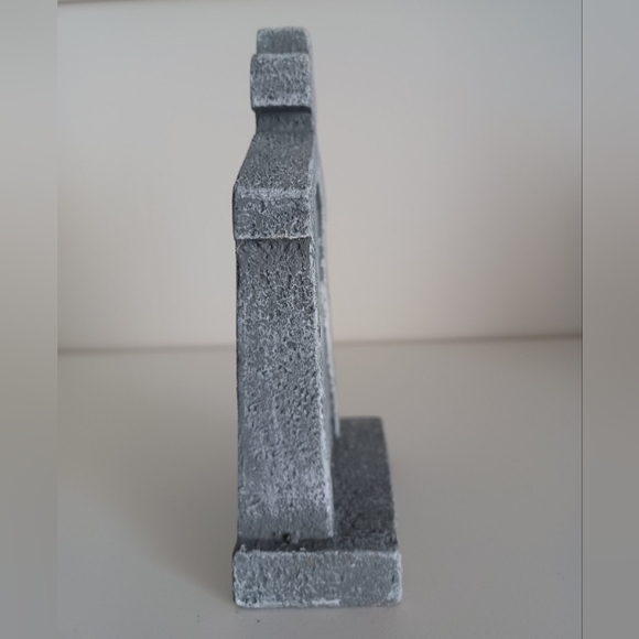 Ben Better Small Halloween Gravestone Decor Piece - Picture 5 of 7